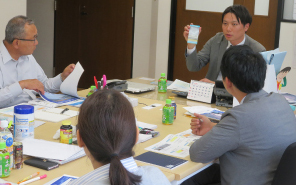 研修会に積極的に参加しています1