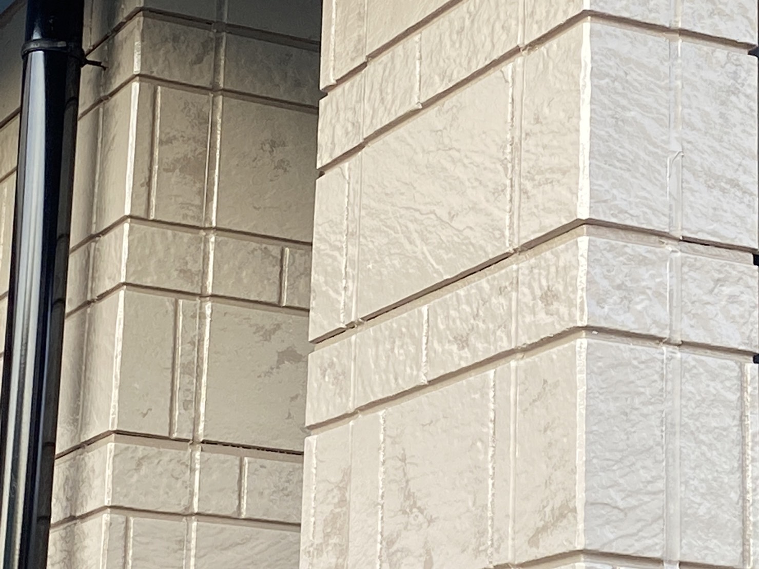 【高松市外壁塗装オススメグラデーション工法】高松サイディング住宅塗装もオシャレに
