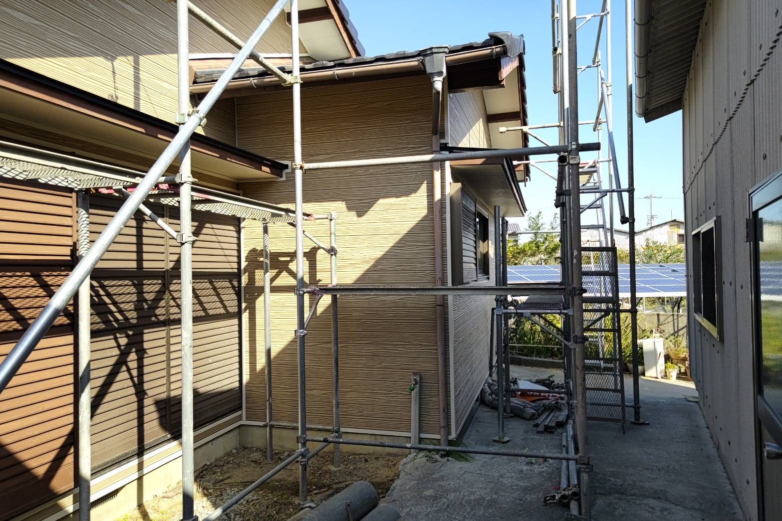 【香川県高松市外壁張替カバー工法手入れ】外壁カバー工法について